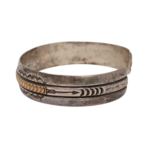 Native American Signed R Sterling Silver Gold Accent Stamped Cuff Bracelet 20838 - Picture 3 of 10